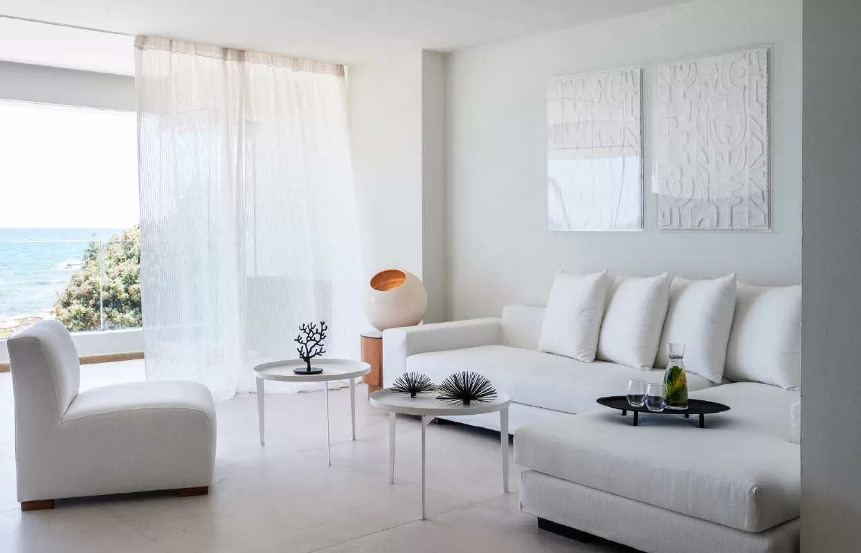 Amirandes grecotel living room