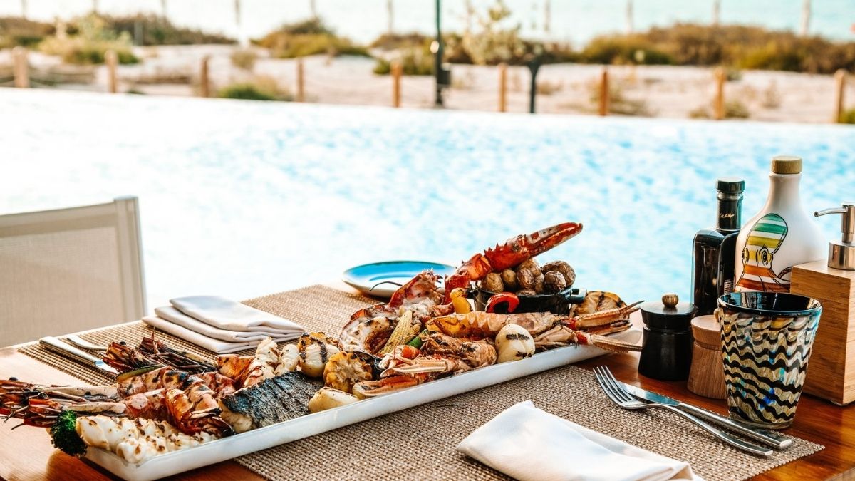 Jumeirah at Saadiyat Island Resort UAE Lunch 