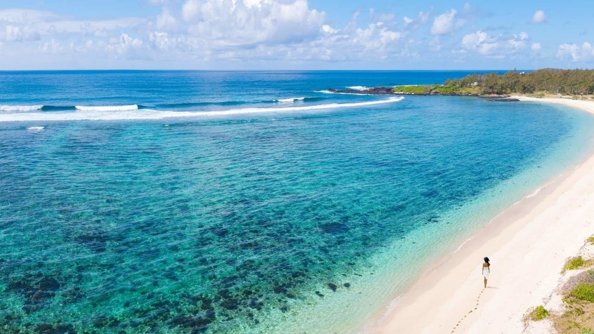 Anantara Iko Mauritius Beach early holiday offers for 2022