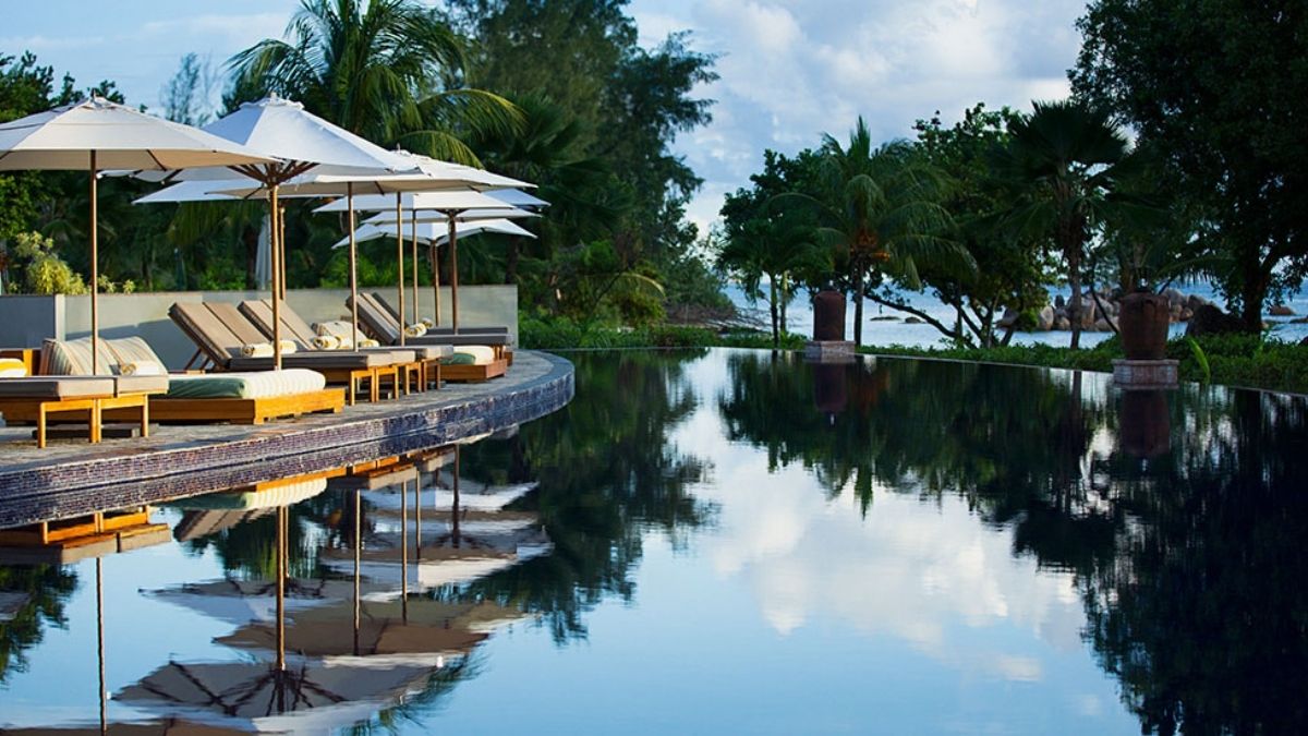 Raffles Seychelles Pool