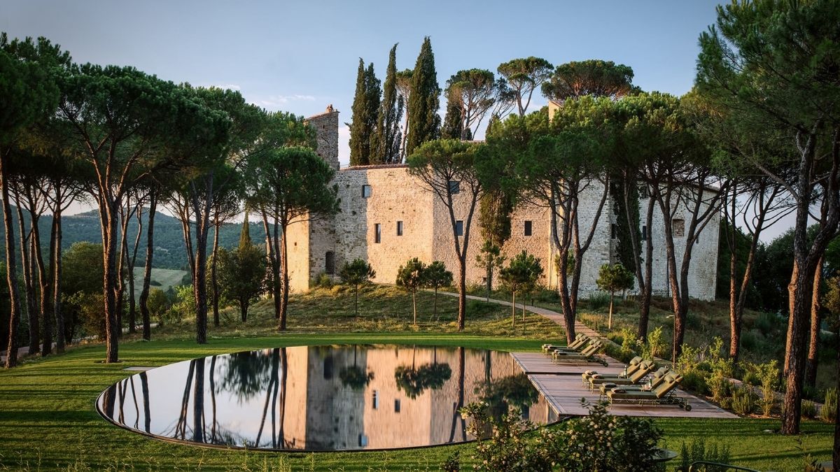 chio Umbria Italy Swimming Pool 