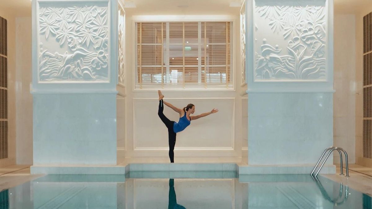 pool yoga