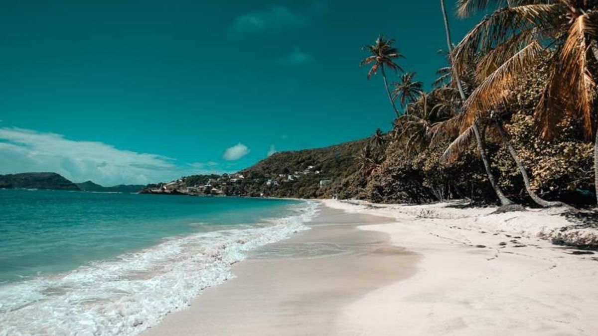 Bequia Beach Hotel Granadines luxury ski beaches spa